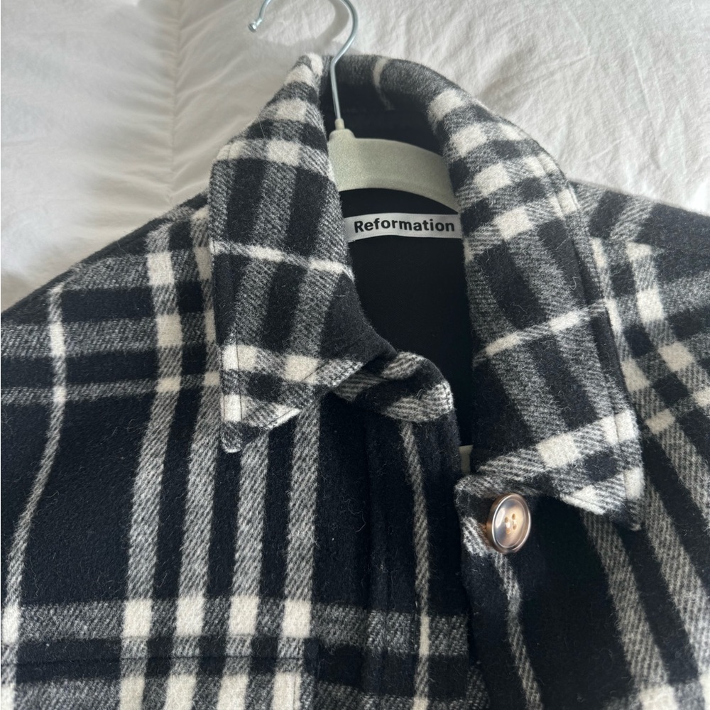 Reformation jacket XS